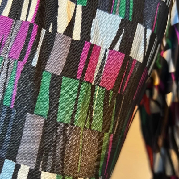 BCBGmaxazria Abstract Multicolored Top - Picture 3 of 8